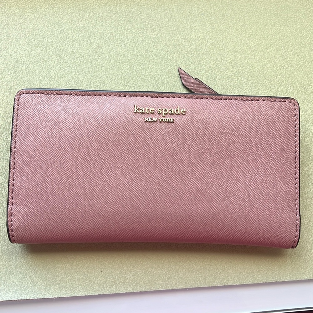 Kate Spade New York Spencer Saffiano Large Slim Bifold Wallet - Dusty Peony